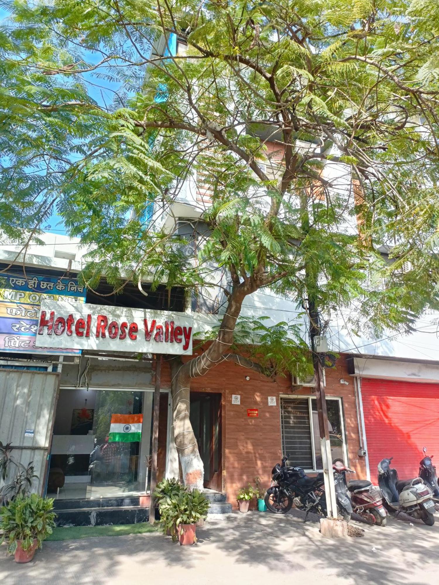 Hotel Rose Valley Indore Exterior foto